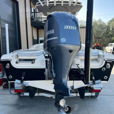 2017 Grady-White 251 Coastal Explorer