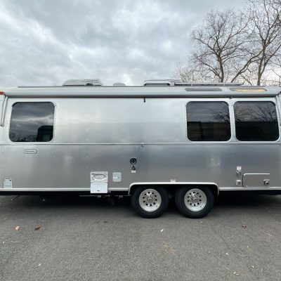 2022 Airstream RV Globetrotter 25FB
